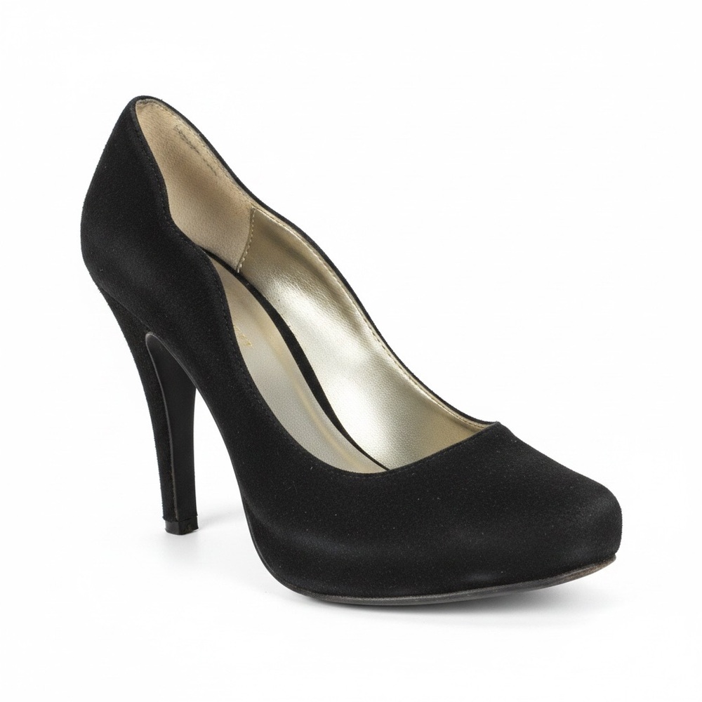 Charlotte Russe Faux Suede Black Pumps Women’s Size 8